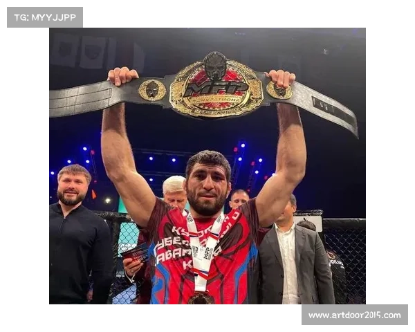 俄罗斯综合格斗协会助力WKG昭苏站 中亚选手占比超四成成为焦点 俄罗斯综合格斗协会助力WKG昭苏站 中亚选手占比超四成成为焦点